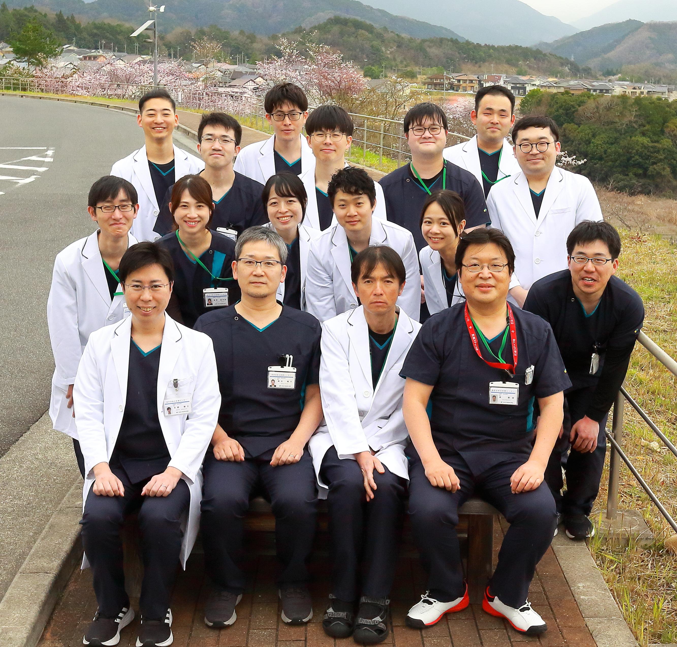 スタッフ集合写真